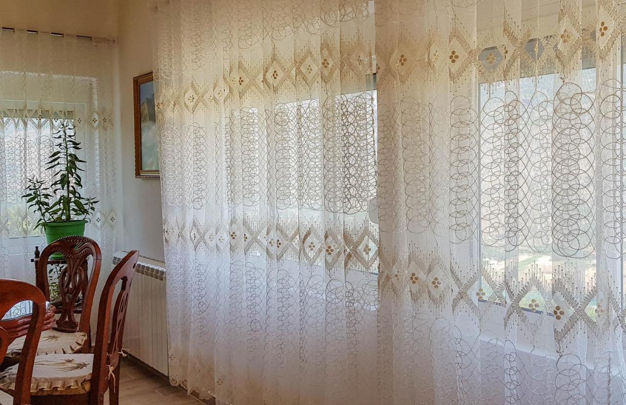 Villa Goliku Pestani Eksteriør bilde